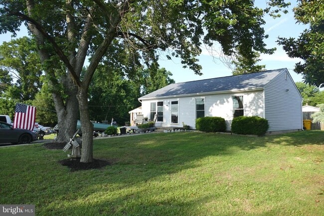 7519 Rock Creek Way in Pasadena, MD - Building Photo - Building Photo