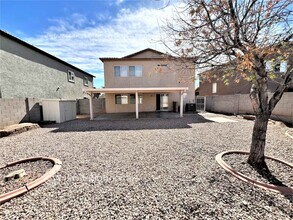 13232 W Watson Ln in Surprise, AZ - Foto de edificio - Building Photo