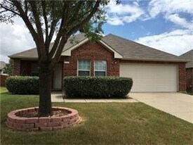 2717 Elderberry Ln in Little Elm, TX - Building Photo
