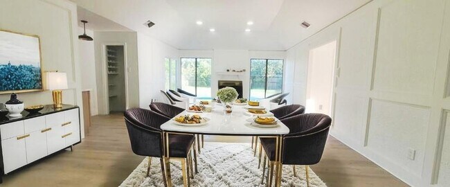 7619 Apache Plume Dr in Houston, TX - Building Photo - Building Photo