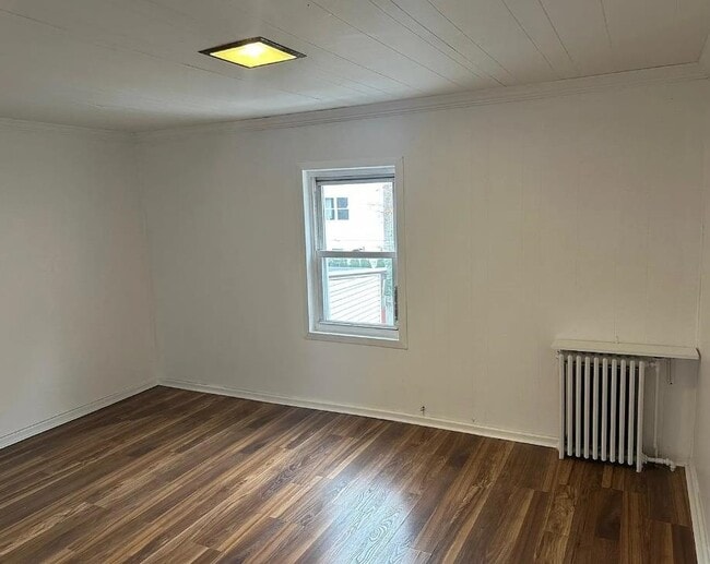 296 Webster Ave in Jersey City, NJ - Building Photo - Building Photo