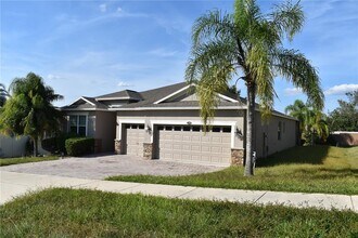 1106 Lattimore Dr in Clermont, FL - Building Photo - Building Photo