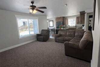 336 W 200 S in Richmond, UT - Building Photo - Building Photo