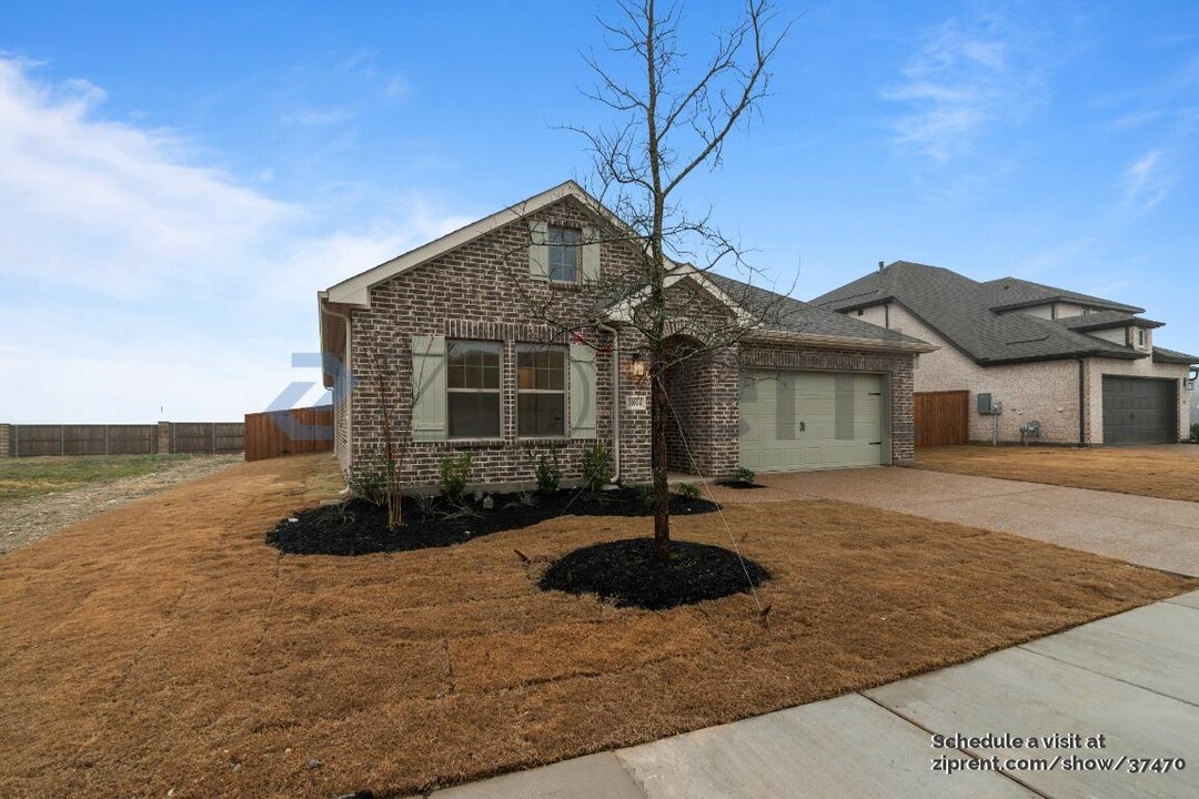 3804 Blue Stem Blvd in Melissa, TX - Building Photo