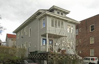 218-222 11th Ave E Apartments