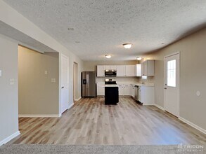 144 Hilltop Farms Blvd in New Whiteland, IN - Building Photo - Building Photo