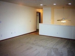 5095 SW 163rd Ave in Beaverton, OR - Building Photo - Building Photo