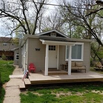 6N998 Wabash Ave in St. Charles, IL - Building Photo