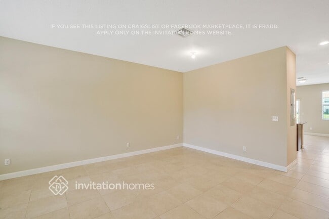 5318 Ellery Terrace in West Palm Beach, FL - Foto de edificio - Building Photo