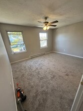 49 Berkshire Rd in Sicklerville, NJ - Building Photo - Building Photo