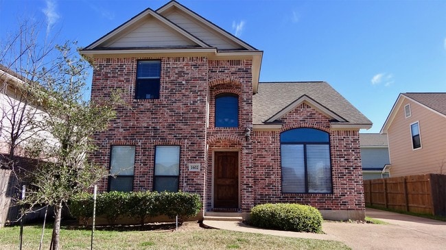 property at 1602 Park Pl