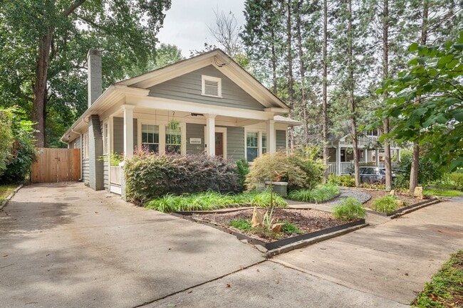 92 Rocky Ford Rd NE in Atlanta, GA - Building Photo - Building Photo