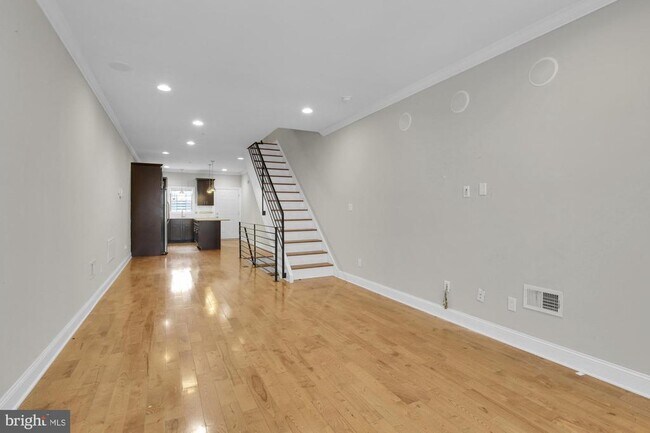 property at 1907 E Boston St