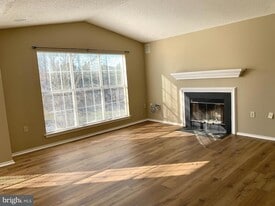 21033 Timber Ridge Terrace, Unit 304 in Ashburn, VA - Building Photo