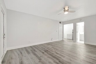 259 NW 29th Terrace-Unit -3 in Fort Lauderdale, FL - Building Photo - Building Photo