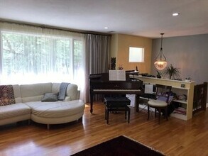 69 Rathbun Rd in Natick, MA - Building Photo - Building Photo