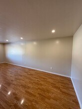 300 Stony Point Rd in Santa Rosa, CA - Building Photo - Building Photo