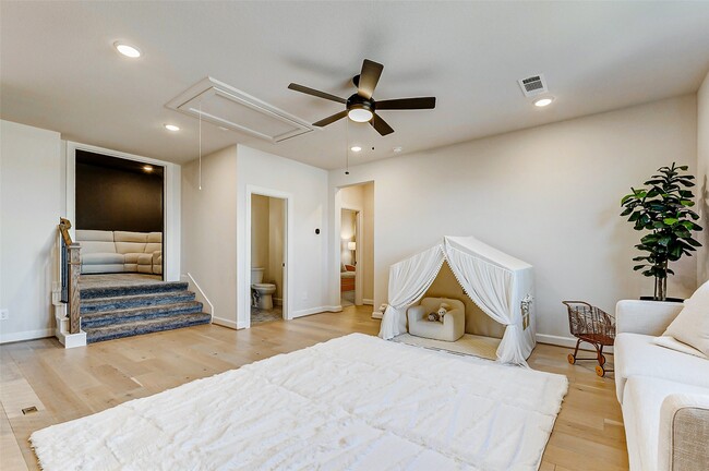 7606 Redwoods Frst Dr