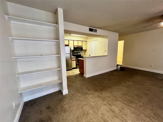 1253 SW 46th Ave in Pompano Beach, FL - Building Photo - Building Photo