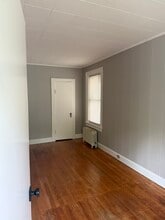 13 Alden St, Unit 13 Alden Street in Watervliet, NY - Building Photo - Building Photo