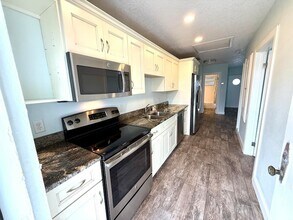 7 E St, Unit A in St. Augustine, FL - Building Photo - Building Photo