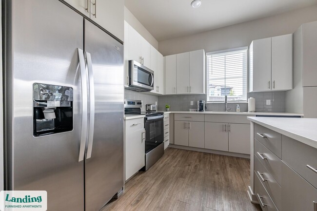 4902 Cosmos Cir in Wimauma, FL - Foto de edificio - Building Photo