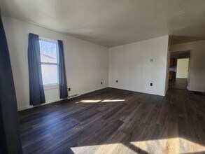 1106 Rixon St in Alton, IL - Building Photo - Building Photo