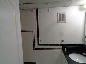 258 Greenough St, Unit A in Philadelphia, PA - Building Photo - Building Photo