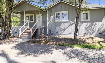 2731 Stony Point Rd in Petaluma, CA - Building Photo
