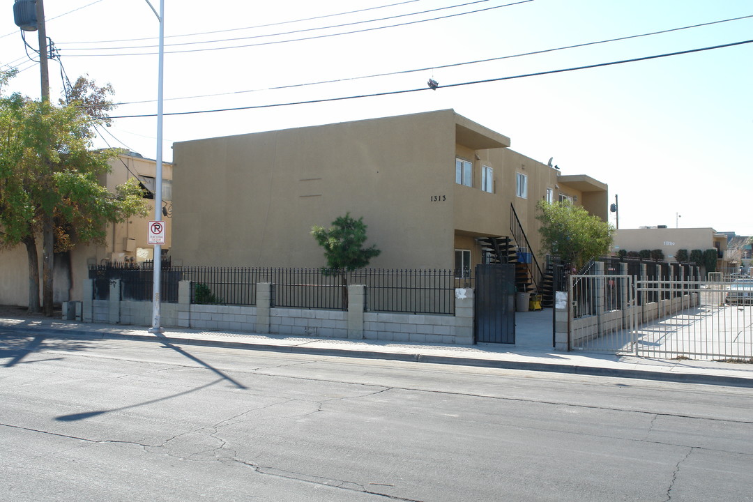 1313 23rd St. North in Las Vegas, NV - Building Photo