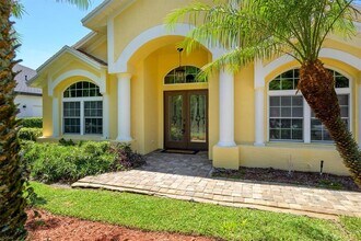 18806 Chemille Dr in Lutz, FL - Building Photo - Building Photo