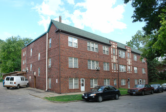 The Green Lodge in Omaha, NE - Building Photo - Building Photo