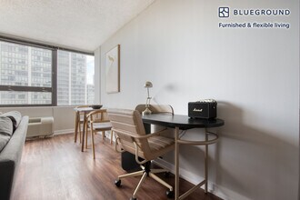 1212 S Michigan Ave in Chicago, IL - Foto de edificio - Building Photo