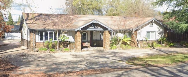 property at 524 Diablo Rd