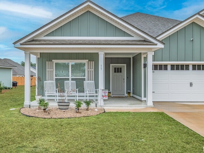 15 Arden Rd in Crawfordville, FL - Building Photo - Building Photo