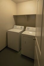 1545-1547 Patterson St in Eugene, OR - Building Photo - Building Photo