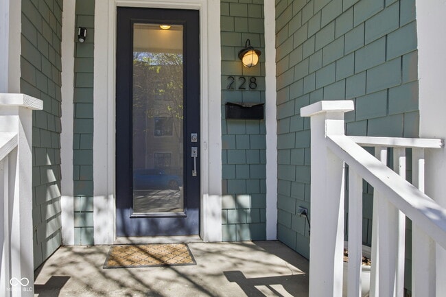 228 E St Joseph St in Indianapolis, IN - Building Photo - Building Photo