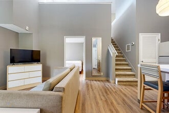 The Haven at Greenhill in Birmingham, AL - Building Photo - Interior Photo