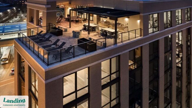 4611 N Broadway in Chicago, IL - Building Photo - Building Photo
