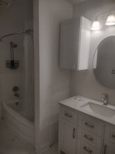 3022 Earhart Rd in Hermitage, TN - Foto de edificio - Building Photo