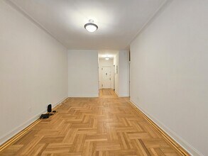 664 W 163rd St in New York, NY - Building Photo - Building Photo