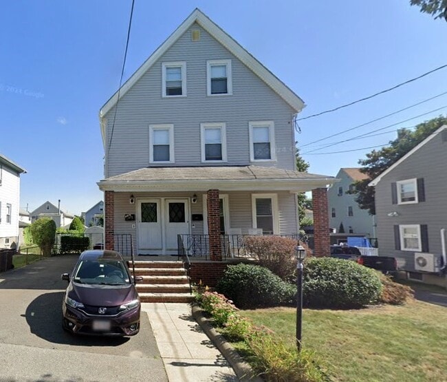 property at 11 Harley Ave
