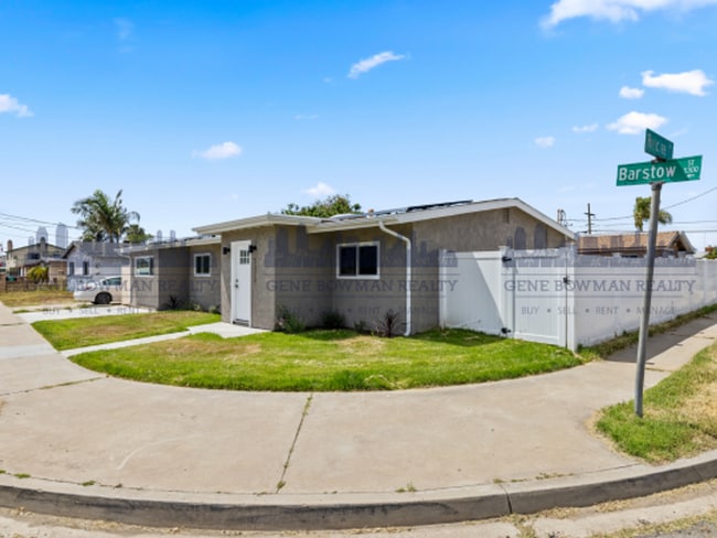 5372 Barstow St in San Diego, CA - Building Photo - Building Photo