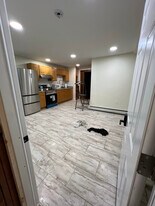 10 Walnut Ct in Leominster, MA - Building Photo