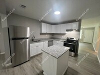 1413 S Bailey St photo'