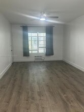 6805 Abbott Ave in Miami Beach, FL - Building Photo - Building Photo