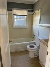 324 Hawthorne St in Hot Springs, AR - Building Photo - Building Photo