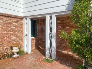 25835 Hatton Rd in Carmel By The Sea, CA - Building Photo - Building Photo