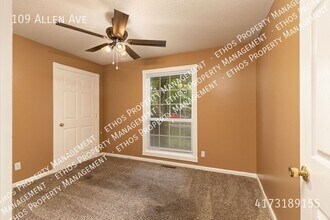 109 N Allen Ave in Republic, MO - Building Photo - Building Photo