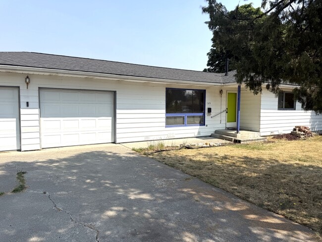 property at 1326 E B St